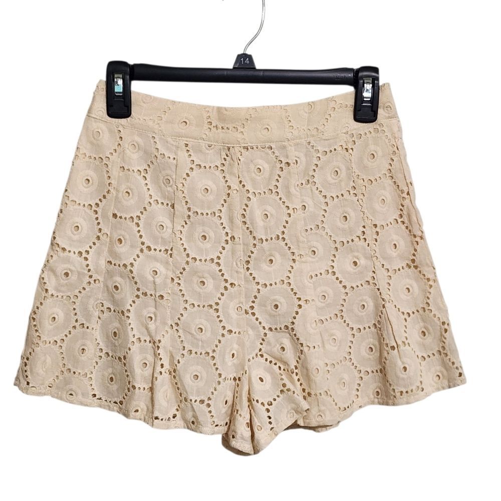 Chelsea & Violet Shorts Sz S Cream Lace High Waisted Zip Back Boho Festival NWT